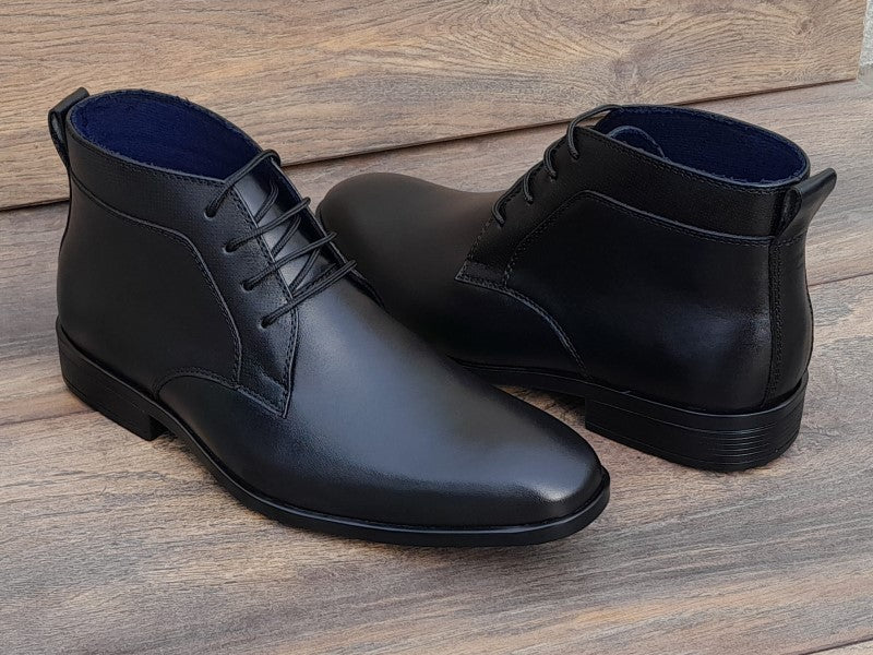 Botín con pasador, color negro pintado a mano en punta americana, taco normal para hombre (ID#BR27-NEGRO)