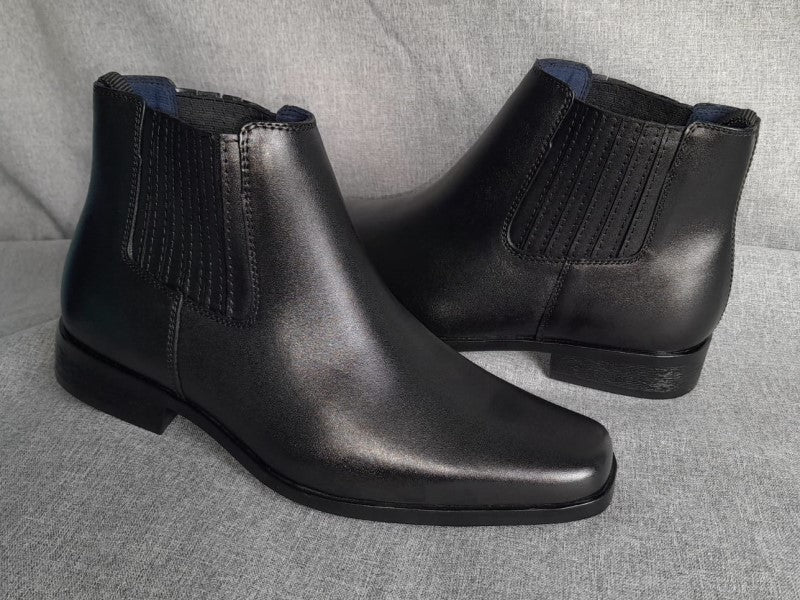 Botín modelo "CHELSEA" color negro pintado a mano en punta dubay para hombre (ID#CHELSEA-NEGRO)