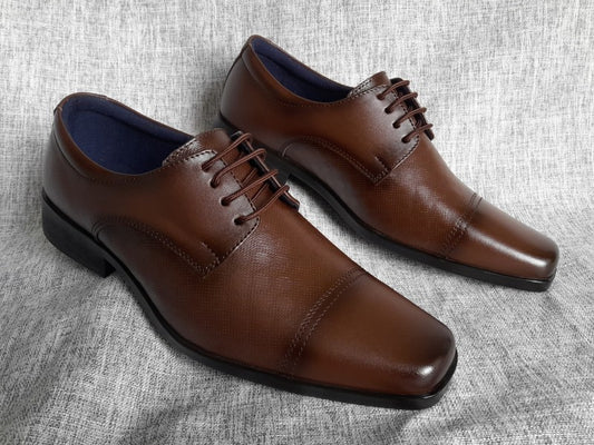 Zapatos Derby de punta dubay para hombre, color marrón, pintados a mano (ID#C066-MARRON)