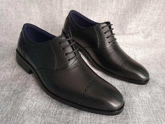 Zapatos Oxford de punta americana para hombre en color negro, pintados a mano (ID#RK55-NEGRO)