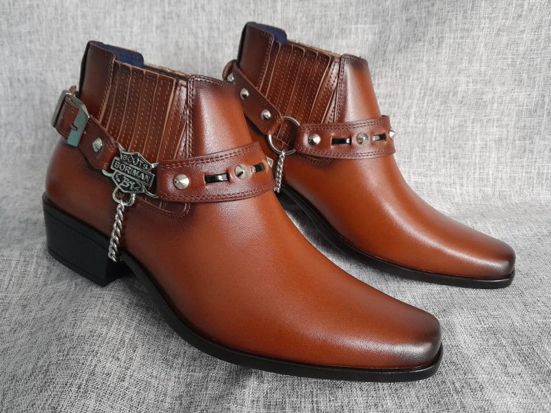 Botín Chelsea con arnés, color cobre pintado a mano en punta dubay, taco aperillado para hombre (ID#B077A-COBRE)